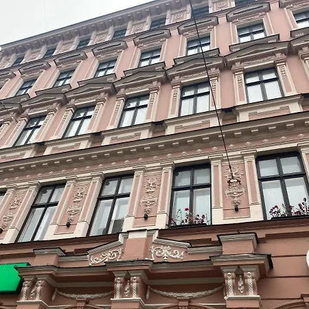 & Central, Specious, Superior Apartment, Brand New Appartement *