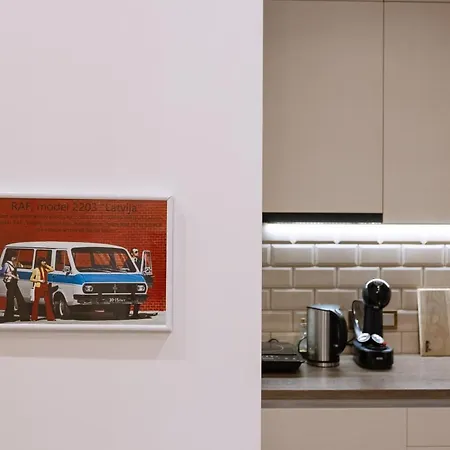 & Central, Specious, Superior Apartment, Brand New Appartement